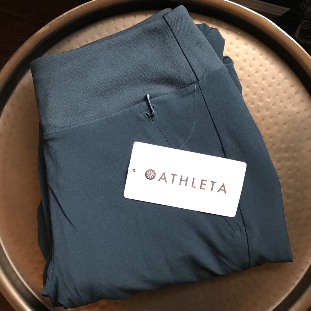 NWT Arhleta Lined Soho Jogger size 2. Nordic teal
